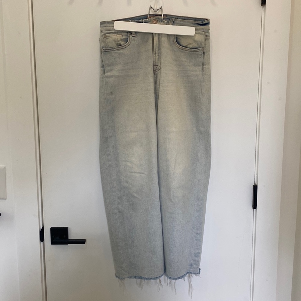 7 For All Mankind cropped Alexa light denim jeans size 29
